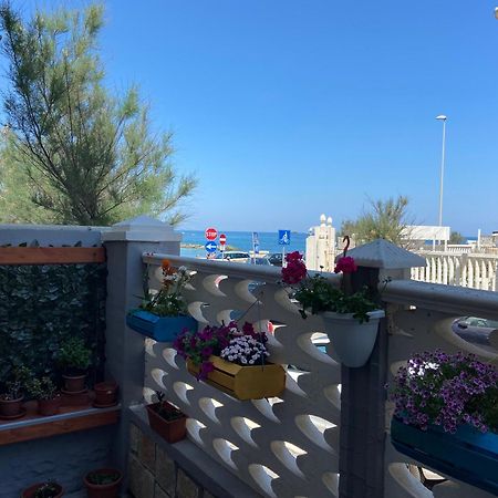 La Chicca Sul Mare Villa Bari Luaran gambar