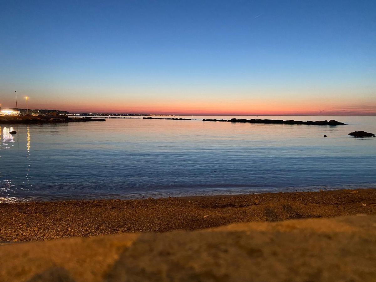La Chicca Sul Mare Villa Bari Luaran gambar