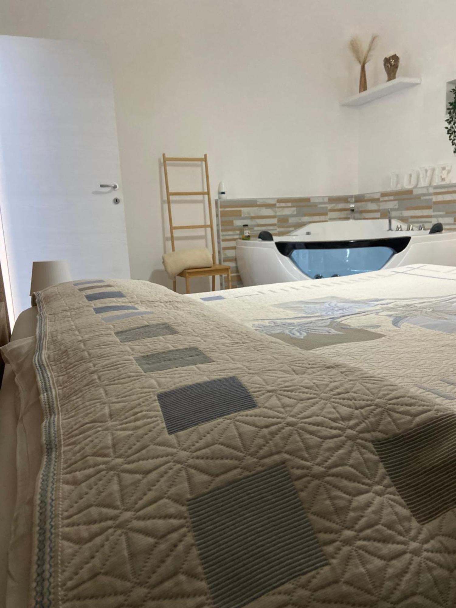 La Chicca Sul Mare Villa Bari Luaran gambar